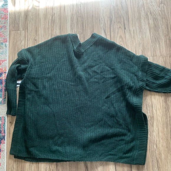 Design lab oversized sweater - poncho fits XL-3X - forest green - cotton blend - Picture 5 of 10